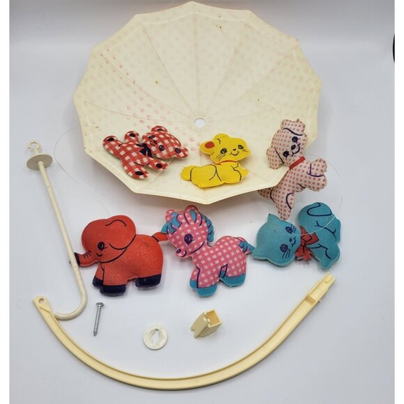 Vintage 1960's Dolly Toy Nursery Baby Crib Mobile In Box W/ Animals Non-Musical - Picture 1 of 16